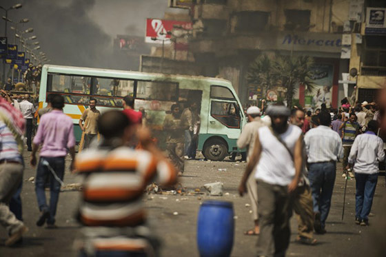 مصر: اكثر من 250 قتيلا من انصار مرسي واعلان حالة الطوارئ صورة رقم 21