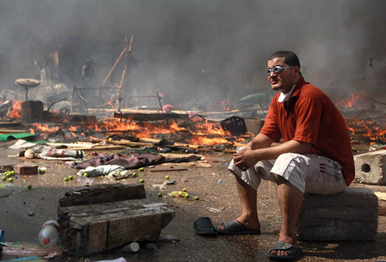 مصر: اكثر من 250 قتيلا من انصار مرسي واعلان حالة الطوارئ صورة رقم 26