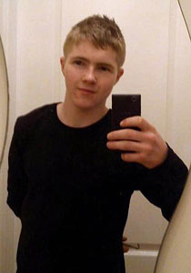 مراهق ينتحر لابتزازه بفيديو دردشة سكايب مع من اعتقدها فتاة بعمره صورة رقم 1