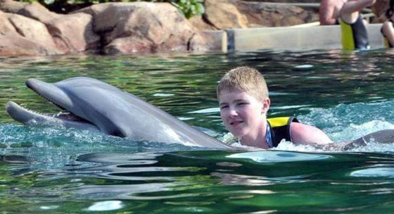 مراهق ينتحر لابتزازه بفيديو دردشة سكايب مع من اعتقدها فتاة بعمره صورة رقم 3