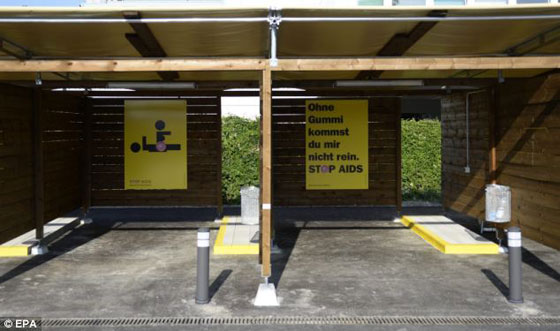 تنظيما للفجور.. اقامة اكواخ للنوع في سويسرا صورة رقم 2 تنظيما للفجور.. اقامة اكواخ للنوع في سويسرا صورة رقم 2