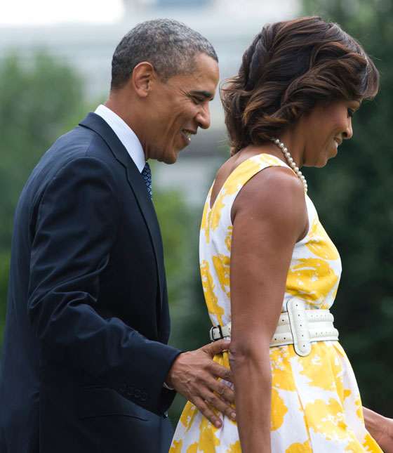 ميشيل اوباما تظهر بفستان اصفر جميل ثمنه 55 دولارا فقط  صورة رقم 7