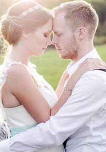 مغتربات لجأن للانترنت للزواج وتم ابتزازهن بعد تصويرهن عاريات صورة رقم 1