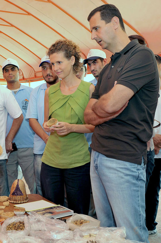 اسماء الاسد امراة بلا قلب وتواصل حياتها بثقة عمياء! صورة رقم 2