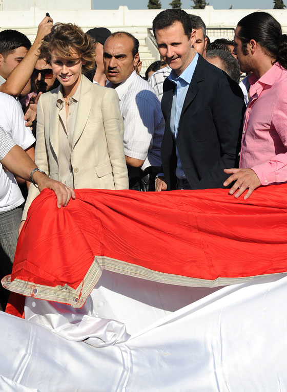 اسماء الاسد امراة بلا قلب وتواصل حياتها بثقة عمياء! صورة رقم 5