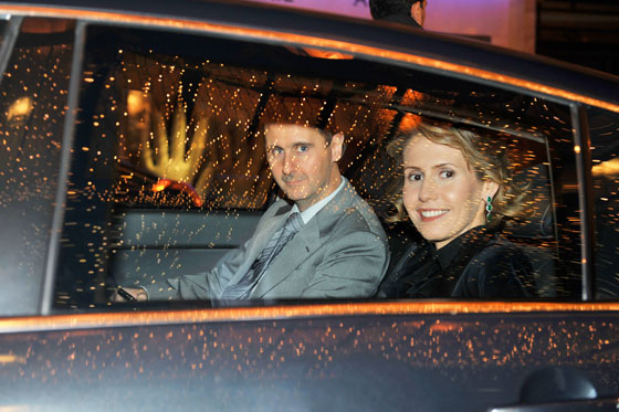 اسماء الاسد امراة بلا قلب وتواصل حياتها بثقة عمياء! صورة رقم 12