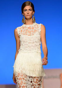 عارضة أزياء أمريكية تتزوج الأمير المسلم 