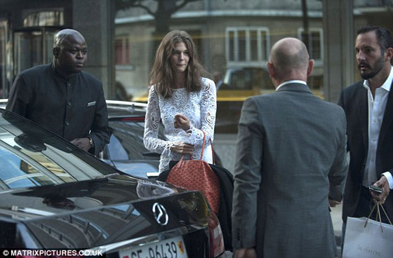 عارضة أزياء أمريكية تتزوج الأمير المسلم 