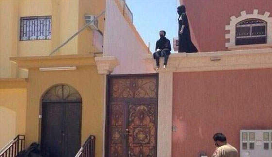 بالصور.. سعوديات يحاولن الانتحار   صورة رقم 3