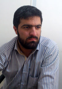 محلل سياسي ايراني يهدد باغتصاب وقتل ابنتي اوباما انتقاما منه صورة رقم 1