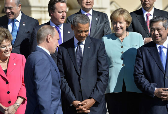 كاميرون يحرج المستشارة الالمانية التي احتلت مكانه بجانب السعودية  صورة رقم 4