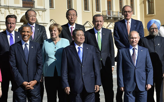 كاميرون يحرج المستشارة الالمانية التي احتلت مكانه بجانب السعودية  صورة رقم 7