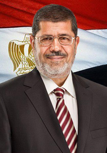 مرسي مصاب بعقدة الشرعية وكررها مئات المرات أثناء التحقيق صورة رقم 2