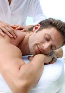 تدليك تايلندي كاد يقضي على حياة مواطن سعودي  صورة رقم 1