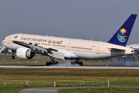 السجن 10 سنوات لمضيف سعودي اغتصب سائحة على متن طائرة صورة رقم 1