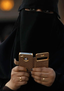 رسائل ساخنة.. سعوديات متحررات تحت غطاء أسرة النوم فقط!!  صورة رقم 1