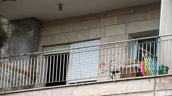 مأساة: أم تقتل طفليها وتحاول الانتحار في مدينة القدس صورة رقم 2