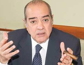 مبارك يقاضي الطبيب الذي سجل اعترافاته وقام بتسريبها! صورة رقم 1