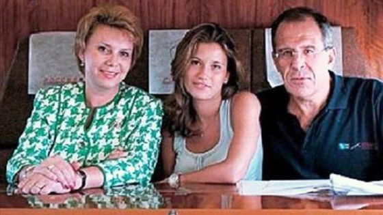 تعرفوا على وزير خارجية ثاني أقوى دولة بالعالم  صورة رقم 5