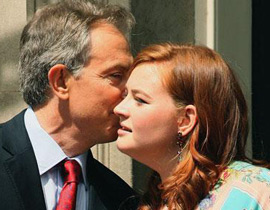 إبنة توني بلير تتعرض للتهديد بالسلاح أثناء صحبة صديقها صورة رقم 1