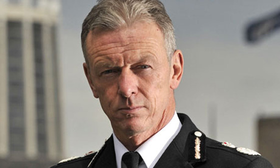 أكثر الشخصيات نفوذا في إنجلترا هو أصغرهم! صورة رقم 9