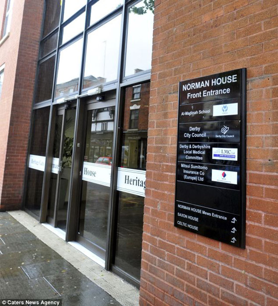 بريطانيا: فرض التحجُّب على المعلمات في مدرسة اسلامية صورة رقم 4