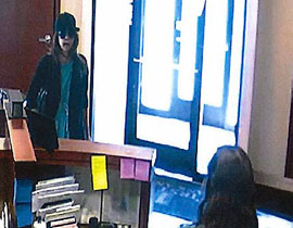 سعودية تحتفل بعيد ميلادها.. بسرقة بنك صورة رقم 2