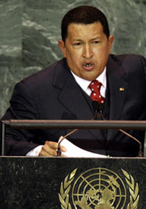 تشافيز: موتي ليس سوى تلفيق وانا حي ارزق لكنني مخطوف! صورة رقم 1