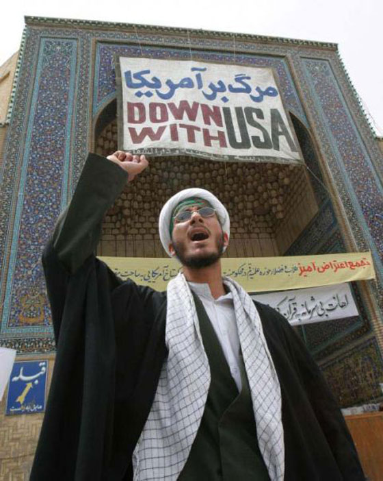 رفسنجاني يدعو للتخلي عن شعار معاد لاميركا! صورة رقم 11