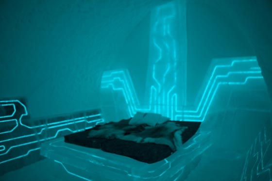 بعد كنيسة الثلج.. اقامة مسجد الثلج في السويد صورة رقم 6 بعد كنيسة الثلج.. اقامة مسجد الثلج في السويد صورة رقم 6