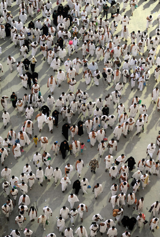 صور للحجاج وهم يرمون الجمرات صورة رقم 10 صور للحجاج وهم يرمون الجمرات صورة رقم 10