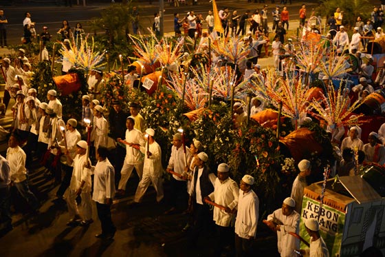 بالصور.. شاهدوا احتفالات شعوب العالم بعيد الاضحى صورة رقم 21