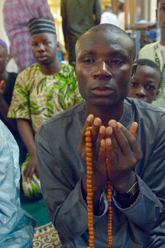 بالصور.. شاهدوا احتفالات شعوب العالم بعيد الاضحى صورة رقم 35