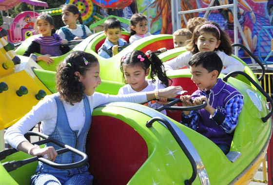 بالصور.. شاهدوا احتفالات شعوب العالم بعيد الاضحى صورة رقم 58