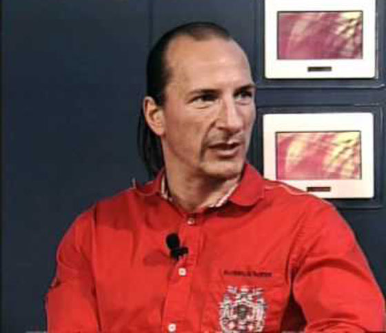 السجن لملك المانيا لانه استصدر رخصة سياقة من مملكته الوهمية! صورة رقم 6 السجن لملك المانيا لانه استصدر رخصة سياقة من مملكته الوهمية! صورة رقم 6