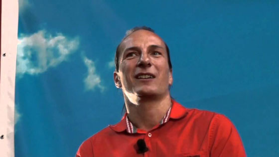 السجن لملك المانيا لانه استصدر رخصة سياقة من مملكته الوهمية! صورة رقم 9 السجن لملك المانيا لانه استصدر رخصة سياقة من مملكته الوهمية! صورة رقم 9