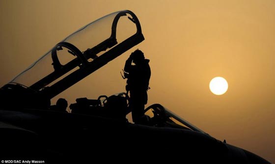 شاهدوا.. الصور الفائزة في مسابقة سلاح الجو البريطاني لعام 2013 صورة رقم 13 شاهدوا.. الصور الفائزة في مسابقة سلاح الجو البريطاني لعام 2013 صورة رقم 13