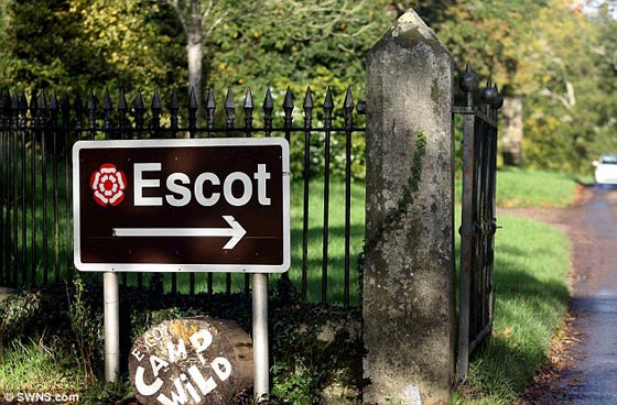 اجبار ابنة مليونير على الاعتذار لجيرانها بعد حفلة صاخبة صورة رقم 4