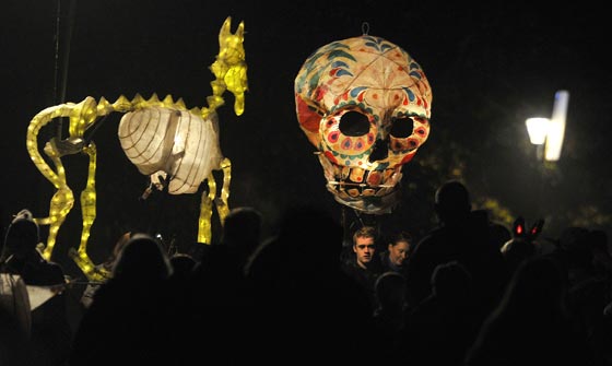 بالصور.. الهالووين عيد يسمح للموتى بالعودة الى الارض صورة رقم 19