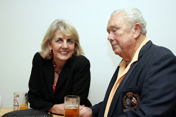 عشيقات مررن في قلب وفراش الأمير غير الجذاب تشارلز صورة رقم 9