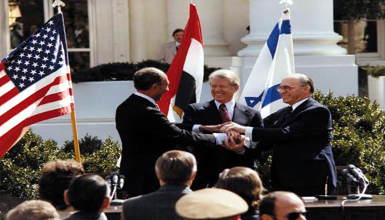 الاستخبارات الامريكية تكشف اسرار أنور السادات ومناحم بيغن صورة رقم 1