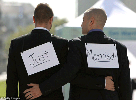  هل سيتم اقرار زواج المثليين في اسكتلندا رغم معارضة الكنيسة؟ صورة رقم 1