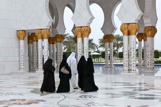 الرياض: خطيب جامع يرتكب الفاحشة مع طالبة صورة رقم 1