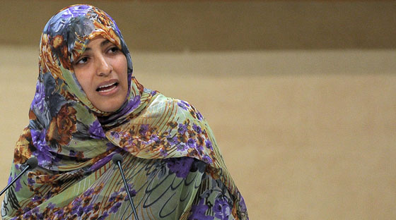 توكل كرمان تهاجم حكما قاسيا بحق 14 فتاة من مؤيدات مرسي صورة رقم 2 توكل كرمان تهاجم حكما قاسيا بحق 14 فتاة من مؤيدات مرسي صورة رقم 2