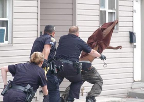 شرطة ايسلندا تقتل رجلا لاول مرة في تاريخها!! صورة رقم 1