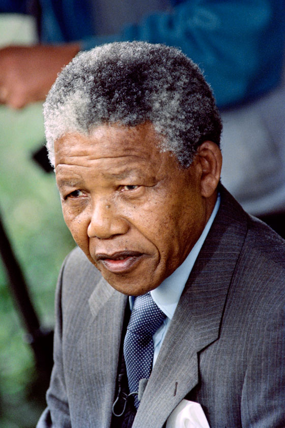 حياة رمز الحرية المناضل نيلسون مانديلا في صور صورة رقم 18