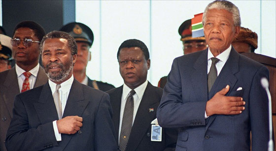 لن اترك جنوب افريقيا ولن استسلم.. مسيرة مانديلا في صور صورة رقم 13