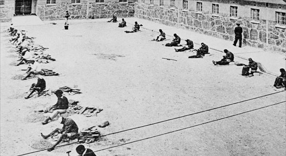 لن اترك جنوب افريقيا ولن استسلم.. مسيرة مانديلا في صور صورة رقم 6