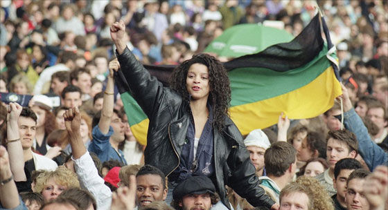 لن اترك جنوب افريقيا ولن استسلم.. مسيرة مانديلا في صور صورة رقم 7