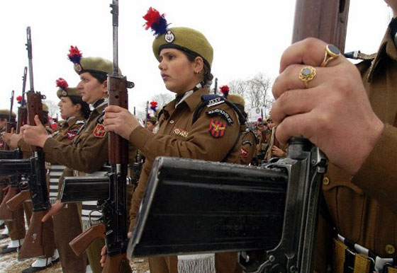 بالصور.. جميلات من مختلف بقاع العالم بالزي العسكري صورة رقم 2 بالصور.. جميلات من مختلف بقاع العالم بالزي العسكري صورة رقم 2